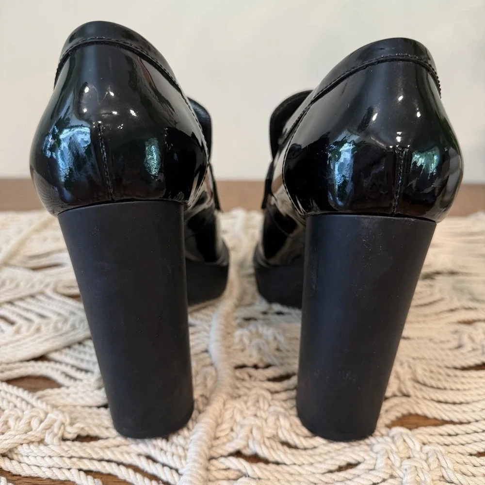 Charles David Black Patent Leather Block High Heel Penny Loafer US 7 EU 37 Italy